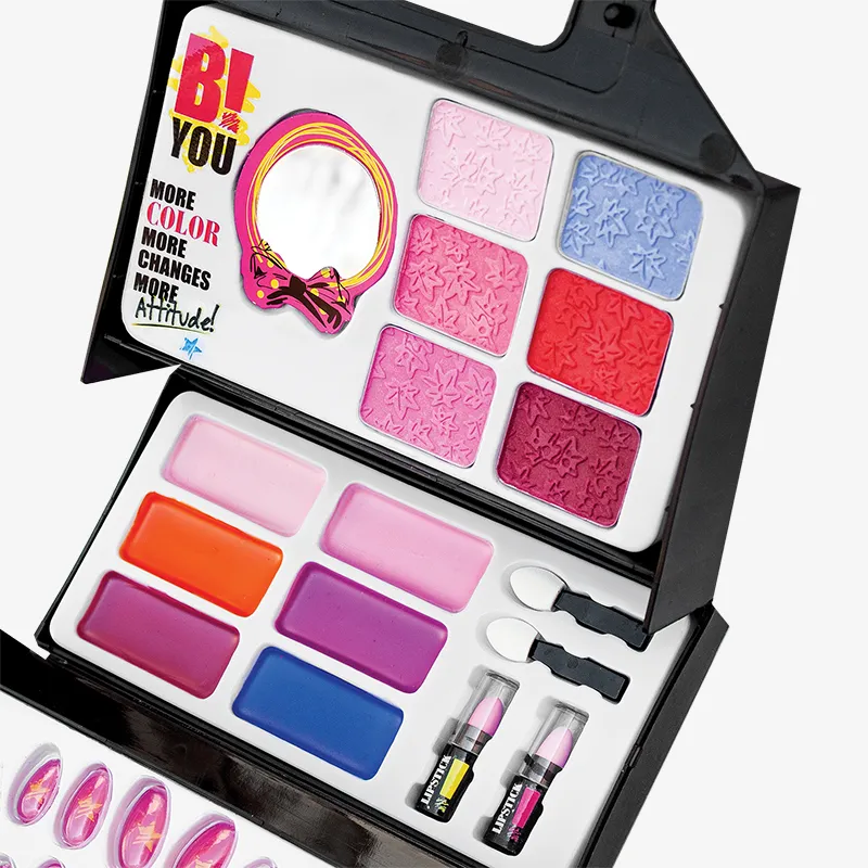 Big handbag with cosmetic set, Photo 5 of 7