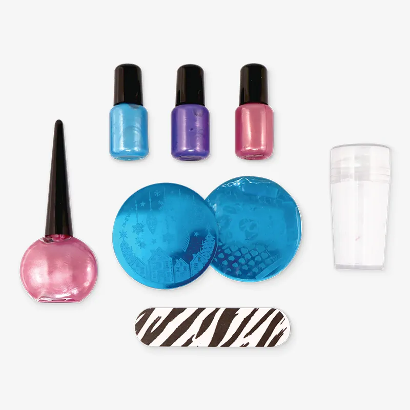 Nail Set, Photo 3 of 4